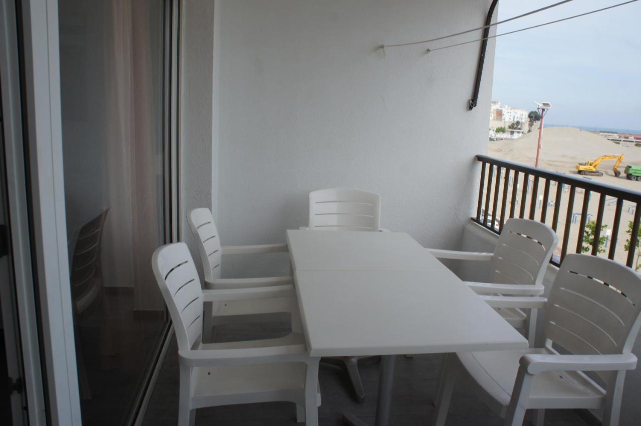 Apartamento Dos Dormitorios, Primera Linea Y Aire Acondicionado Peñíscola Kültér fotó